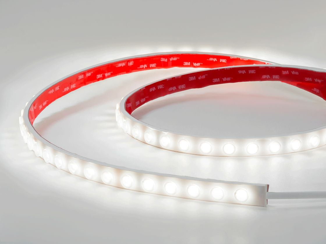 Фокусирующая светодиодная лента IP67 на катушке, свечение