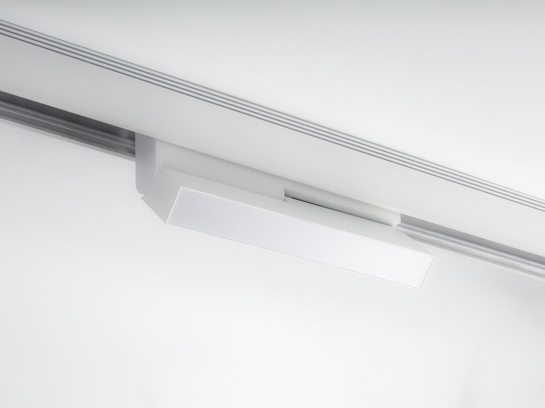 Белый трековый светильник серии SY на шинопроводе