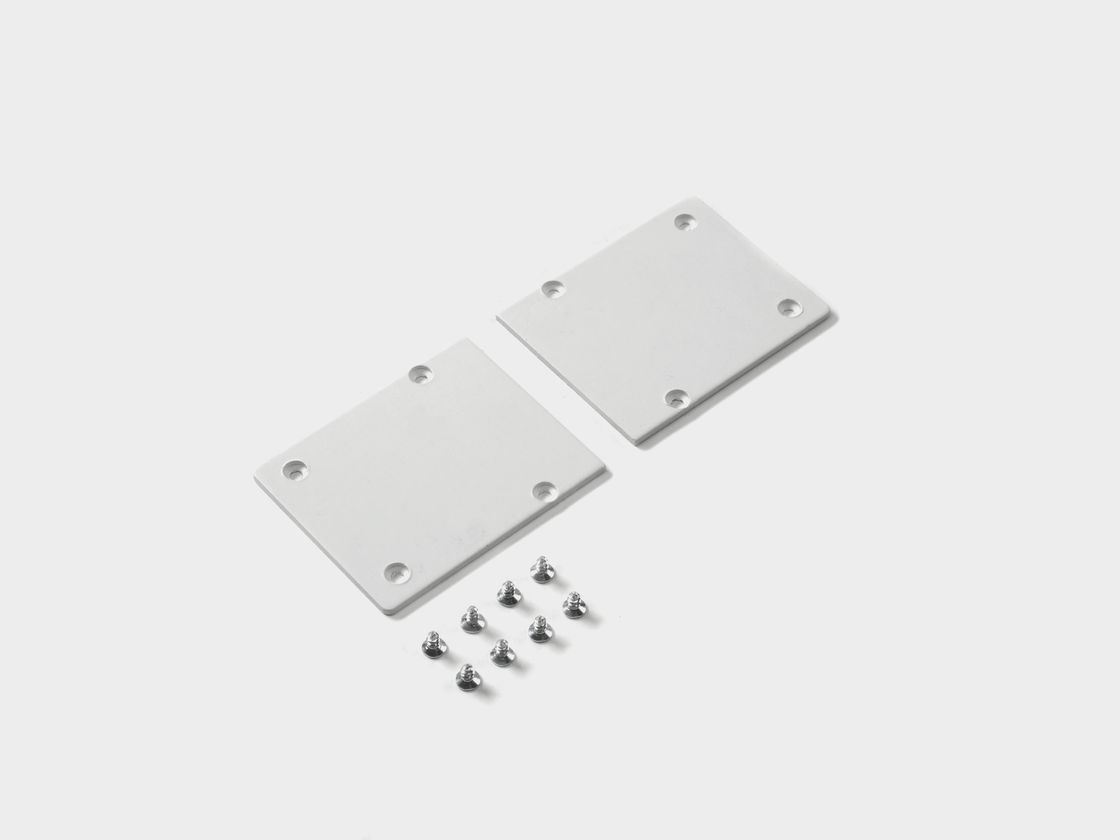 Две белые заглушки трека SY и крепёж