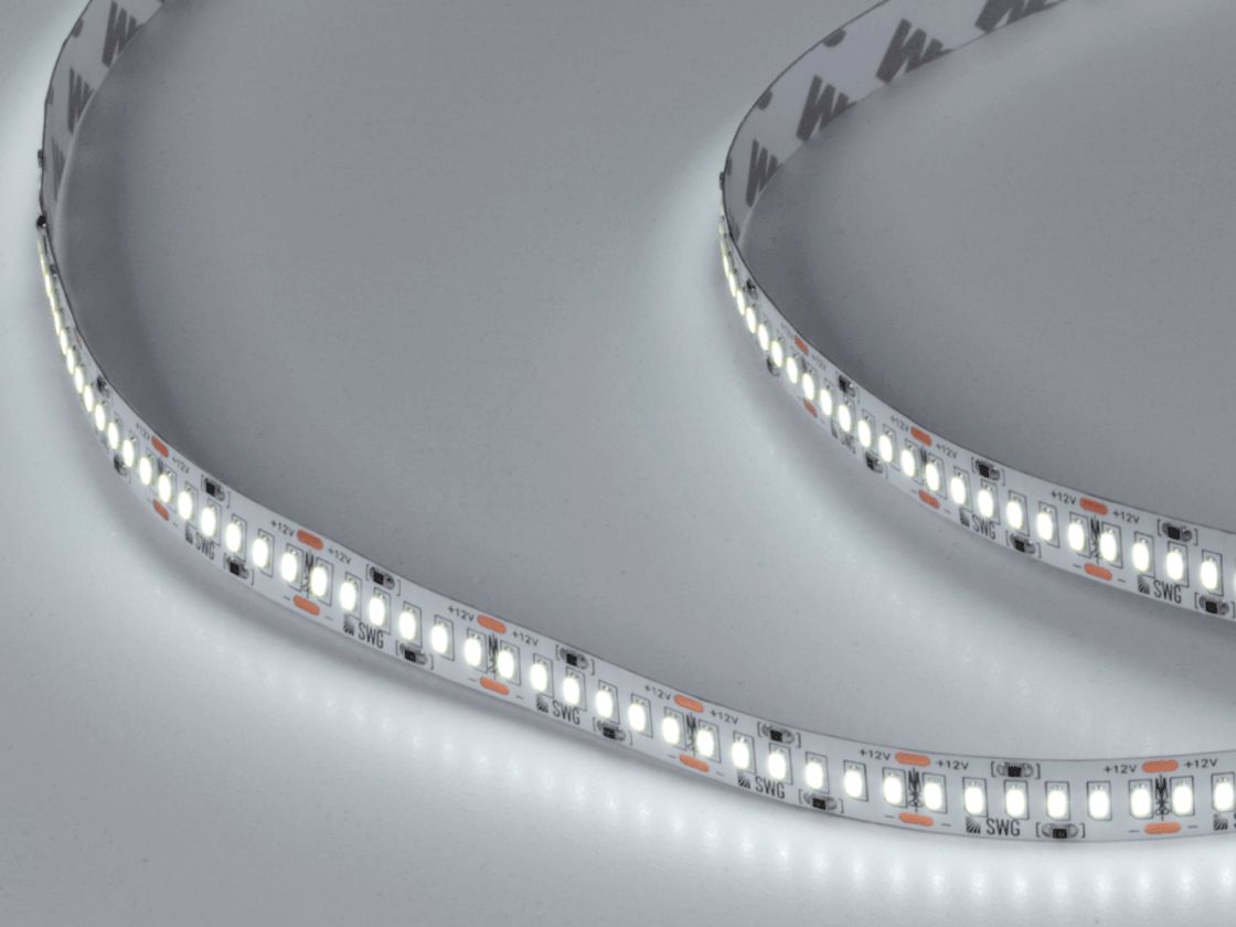 Лента SMD3014 в работе, холодный белый свет