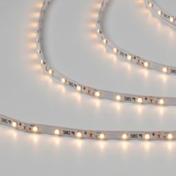 Светодиодная лента SMD3528 в работе, теплое свечение