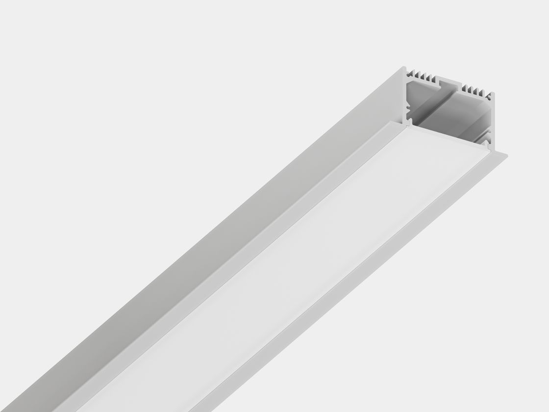 Профиль LE 6332 белый с установленным экраном