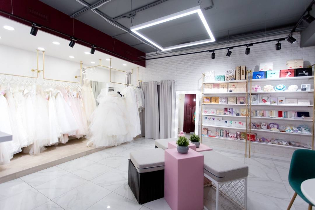 Event салон — подсветка проекта