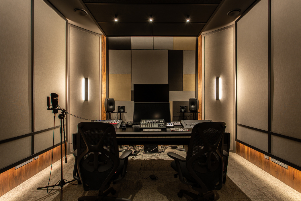 Студия Illuminati — подсветка