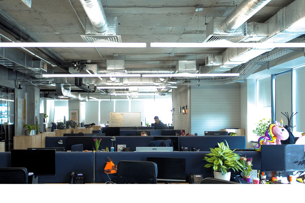 Освещение офиса QIWI