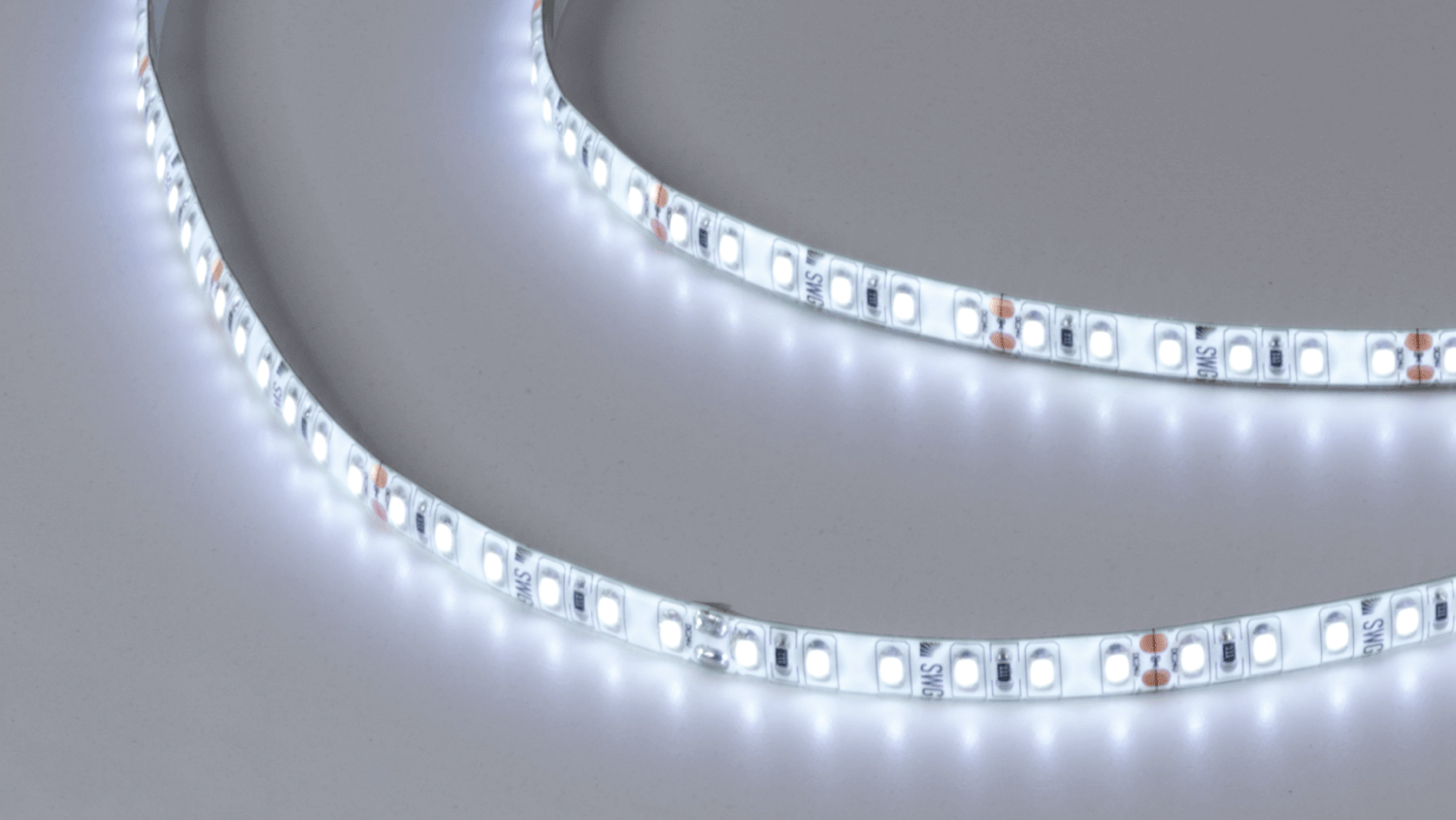 Светодиодная лента 2835, 120 LED/м, 9,6 Вт/м, 24В , IP65, 3M, Цвет: Холодный белый SWG SWG2120-24-9.6-W-65-M SWG2120-24-9.6-W-65-M