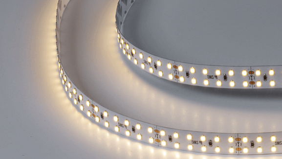 Фото Светодиодная лента  2835, 240 LED/м, 19,2 Вт/м, 24В , IP20, Цвет: Теплый белый, SWG2240-24-19.2-WW-M от магазина SWGShop.ru