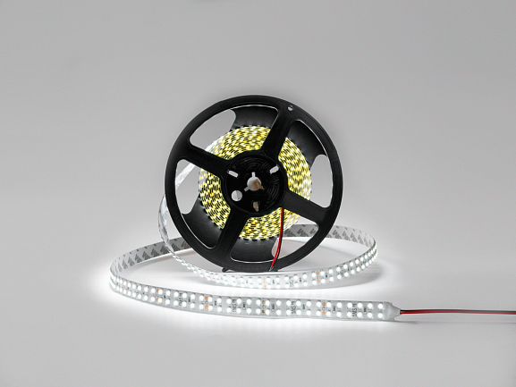 Фото Светодиодная лента 3528, 240 LED/м, 19,2 Вт/м, 24В , IP20, Цвет: Холодный белый, SWG3240-24-19.2-W-M от магазина SWGShop.ru
