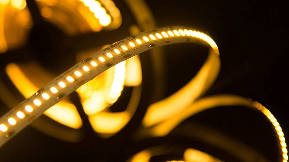 Фото Светодиодная лента  3014, 240 LED/м, 24 Вт/м, 12В , IP20, Цвет: Теплый белый, SWG4240-12-24-WW-M от магазина SWGShop.ru